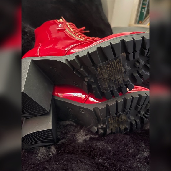 🩸Gothic Red Combat Booties - Picture 4 of 11